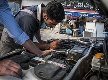 تعمیرگاه های خودرو حق تعطیلی ندارند ولی لوازم یدکی‌ها را تعطیل کرده‌اند/ با تصمیم ستاد مقابله با کرونا دچار کمبود قطعه شده‌ایم
