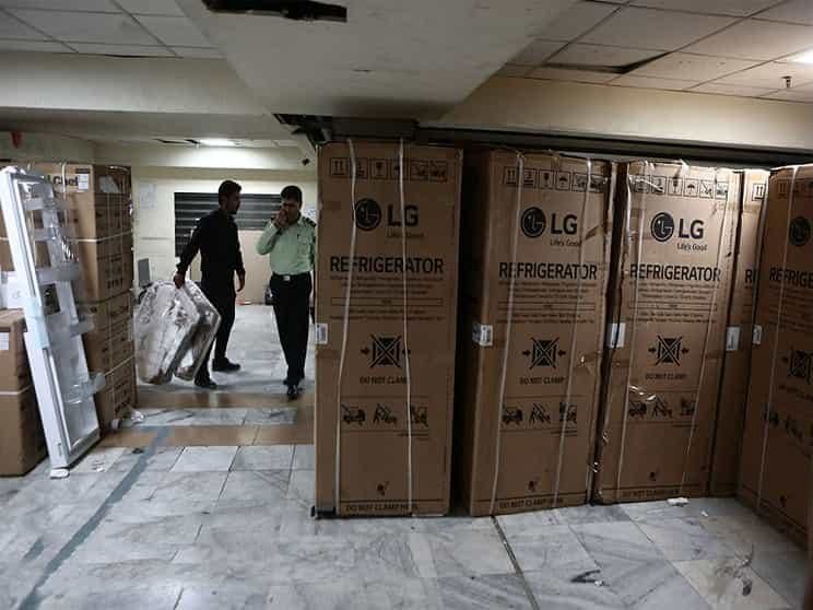 مجلس نباید تنها به ارائه گزارشهای قاچاق اکتفا کند/ مجموع تولید داخلی کارخانههای بزرگ کشور به ۲۵ میلیارد دلار نمیرسد