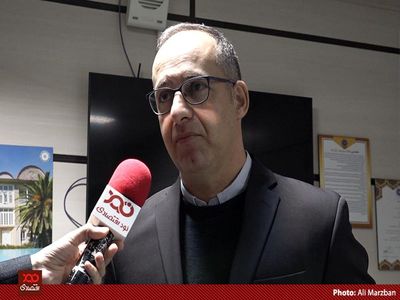 آمریکایی‌ها عملا کانال مالی ایران و سوئیس را بی‌اثر کرده‌اند/ برای ارسال دارو به ایران باید سه ماه کاغذ بازی شود