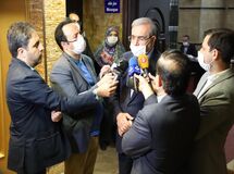 ایجاد پنجره واحد خدماتی در راستای جهش تولید در مناطق آزاد