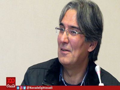  دولت بازار ارز و سرمایه را به نفع یک عده خاص دستکاری می‌کند
