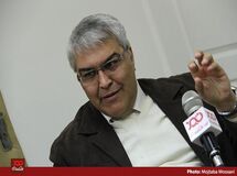 مشکل صنعت خودرو احتکار نیست/ باید کلمه احتکار را به درستی معنا کرد