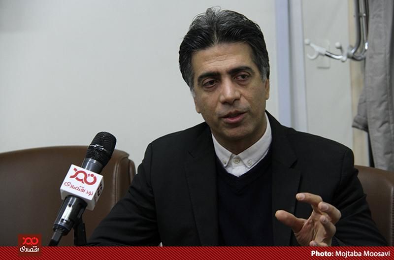 اعدام سلطان خودرو ذهن مردم را آرام نمی‌کند/ تمام مدیران صنعت خودرو یا سوء مدیریت داشتند یا سراغ فساد رفتند