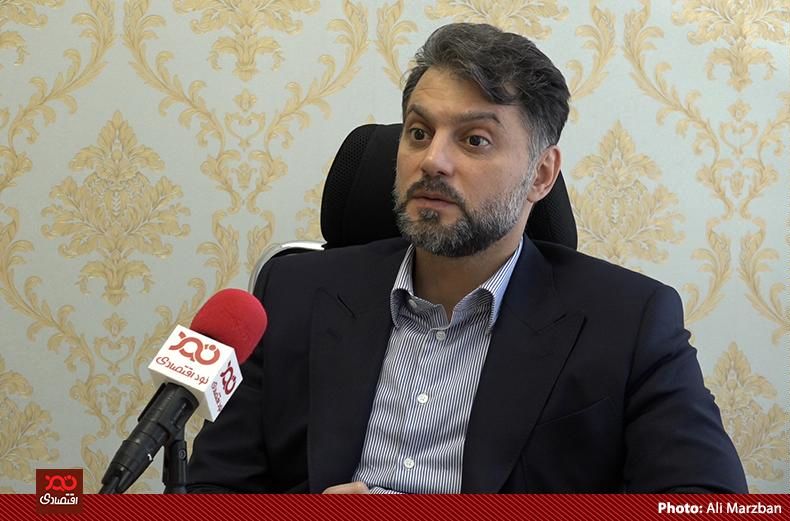 ضرر و زیان تازه واردهای بورس به این زودیها جبران نمیشود/ مردم با قرض و وام وارد بورس نشوند