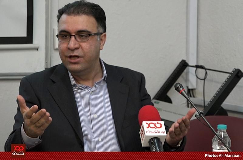 کاهش نرخ بهره بین بانکی فرصت طلایی را در اختیار دولت و بانک مرکزی قرار داده است