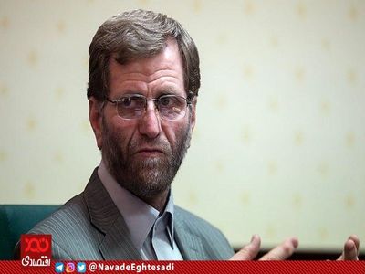 نتوانستیم بطور کامل اندیشه‌ها و ایده‌ آل‌های اقتصادی امام خمینی (ره) را اجرایی کنیم