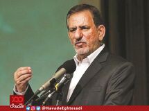 منتقدان دلار ۴۲۰۰ تومانی کمترین ارتباطی با زندگی مردم ندارند