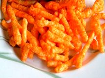 میزان فروش تنقلات در کشور چقدر است؟