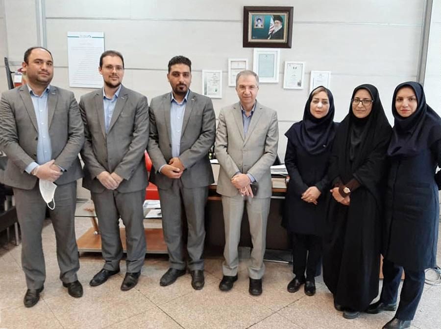 موفقیت های اخیر بانک دی مرهون تلاش تمامی همکاران است