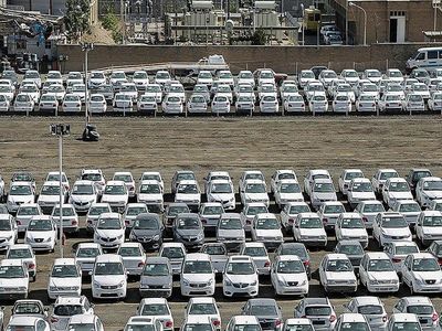  تحریم بهانه است، خودروسازان اراده‌ای برای حل مشکلات بازار خودرو ندارند