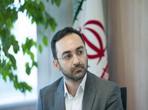 بانک مرکزی با ارزپاشی برای مدیریت بازار ارز مخالف است/ برای تاثیر بازگشت ارز حاصل از صادرات بر بازار چند هفته باید صبر کرد