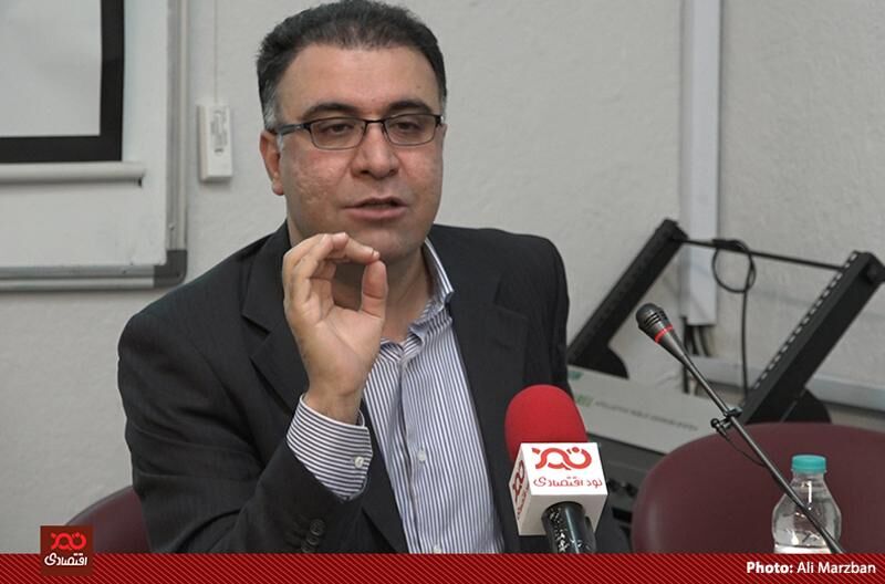  اقتصاددانانی که نظریاتشان وضعیت امروز را به وجود آورده باید از عرصه سیاست گذاری خارج شوند