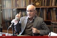 سیاست ارزی کشور شفاف و واقع بینانه نیست/ مدیران اقتصادی کشور حراف، بی‌تدبیر و کم سوادند