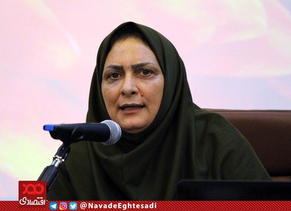 اگر روند افزایش قیمت ارز و شاخص بورس کنترل نشود، مردم شتاب زده به فروشگاه‌ها هجوم می‌آورند و کالاها را انبار می‌کنند