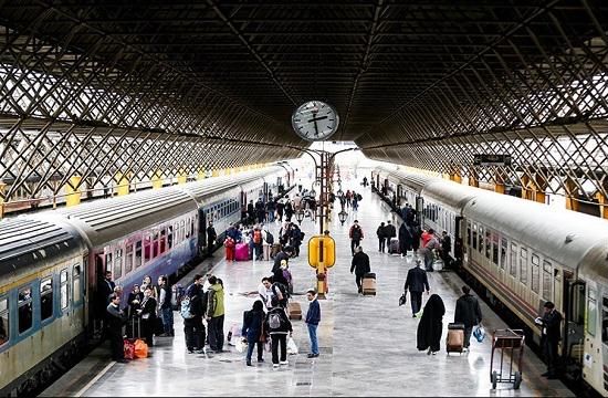 کاهش ۸۴ درصدی مسافران قطار در بهار ۱۳۹۹/ کرونا نفس حملونقل ریلی را گرفت