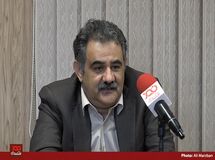 افزایش قیمت ارز به دو روش بر روی تورم تاثیر می‌گذارد/ افزایش نقدینگی موتور محرک افزایش نرخ ارز و تورم است