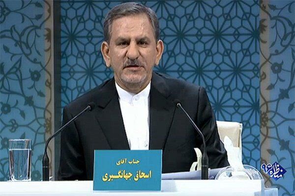 مردم به اتکای وعده‌های جهانگیری به روحانی رای دادند، ولی وضع زندگیشان بدتر شد