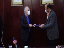آیا مجلس از ابزارهای قانونی خود برای پاسخگو کردن سازمان بورس و وزارت اقتصاد استفاده می کند؟