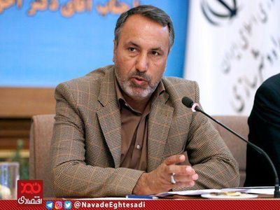 وزیر راه برای مدیریت بازار مسکن در حال گفتار درمانی است/ قیمت مسکن در بدترین نقطه تهران هم زیر ۱۵ میلیون تومان نیست