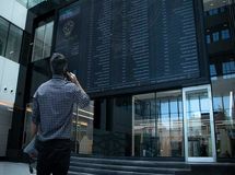بازندگان و برندگان بورس چه کسانی هستند؟