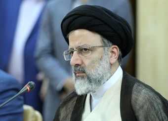 نباید در مملکتی که همه جای آن ثروت است چهره کریه فقر فراگیر باشد