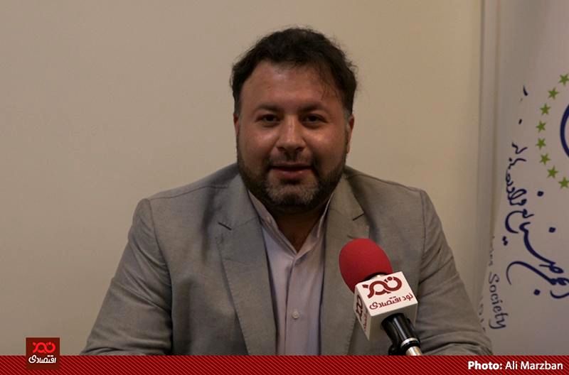 چرا با وجود رشد ۸۷ درصدی قیمت محصولات پتروشیمی، قیمت لبنیات به شکل دستوری تعیین میشود؟