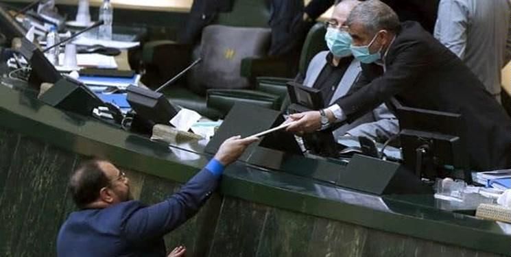 واکنش مخاطبان «نود اقتصادی» به نیامدن آقای رئیس جمهور برای تحویل لایحه بودجه ۱۴۰۰ به مجلس!