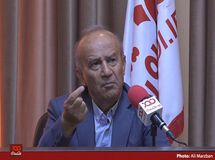 آقای روحانی مگر دست وزارت صمت برای کنترل بازار بسته است که گرانی‌ها را به گردن نبود وزارت بازرگانی می‌اندازید؟