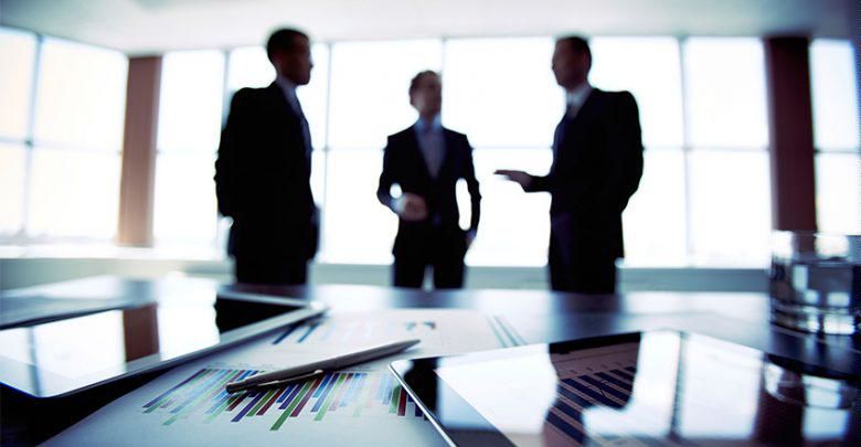 آقای رئیس به باجناق ۶۰ سالهاش پست داد!