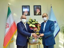 دیدار مدیران‌عامل بانک تجارت و شرکت ملی صنایع پتروشیمی