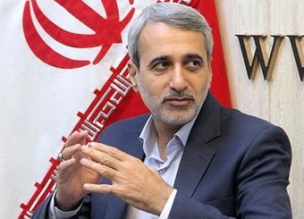 آذری جهرمی دستش را در جیب مردم کرده و باید در اینباره پاسخگو باشد