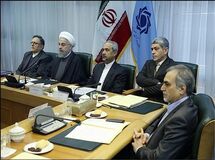 دولت روحانی رکورد کسب درآمدهای ارزی را شکست/ ابهام در هزینه کرد 1000 هزار میلیارد تومان در چهار سال