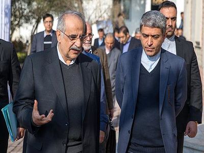 حمایت گمرک از تولید خارجی/ اصرار عجیب مسعود کرباسیان به خرید دستگاه ایکس‌ری خارجی!