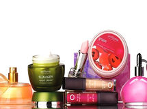 واردات لوازم آرایشی 15 درصد بیشتر شد/ همدستی فروشگاههای زنجیرهای با قاچاقچیان برای عرضه محصولات قاچاق!