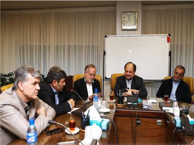 چرت ناگهانی مسعود پزشکیان در کنار وزیر پیشنهادی صنعت!