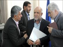 فیلم:: زنگنه استخدام نمایندگان سابق مجلس در وزارت نفت را تائید کرد!