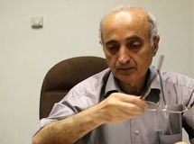 رهبری به شدت نگران وضعِ بدِ اقتصاد هستند/ اقتصاد ایران در دولت روحانی پدر ندارد