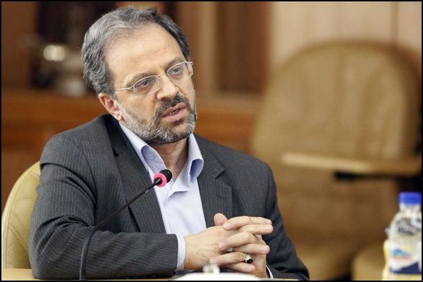 بخش خصوصی ریلی به دنبال گرفتن امتیاز از دولت است/ 300 میلیارد تومان از معوقات راهآهن قابل وصول نیست