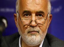 مردم نرخ‌های رسمی تورم و بیکاری را باور ندارند/ نرخ تورم مستضعفین بسیار بالاتر از نرخ تورم متوسطی است که دولت اعلام می‌کند