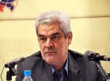 20 درصد صنایع دچار رکود هستند/ بین 15 تا 20 درصد صنایع زیر 30 درصد ظرفیت تولید کار می‌کنند