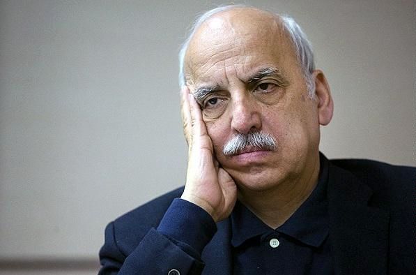 نقدی بر رفتارِ اقتصاددانان سیاست زده!