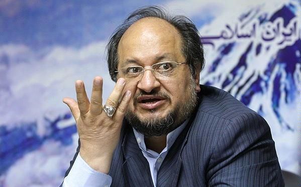 کشوری که بخواهد از تولید و اشتغال دفاع کند باید دورش دیوارهای فولادی بکشد/ 90 درصد کالاهای وارداتی غیر قانونی وارد میشوند