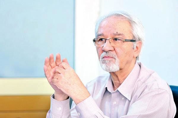 صادرات کالاهای کارخانه‌ای 20 درصد کاهش یافت/ کاهش تولید و صادرات کالاهای مصرفی هر سال بیشتر از سال قبل، ما را به رکود می‌کشاند