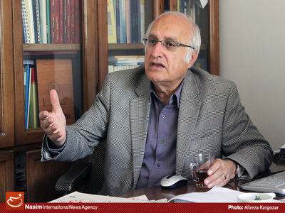 در یک سال اخیر تعداد زیادی از کارخانه‌ها ورشکست شدند/ وقتی رکود و بیکاری بالاست یعنی دولت نتوانسته مشکل تولید را حل کند