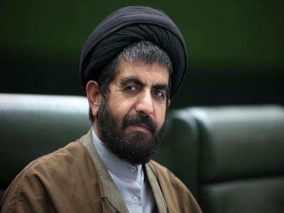 موسسات مالی فعال دارای مجوز هستند/ رسانه‌ها جو سازی نکنند