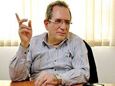 مذاکرات با رنو به خوبی پیش می‌رود و تهدیدات ترامپ اثری نداشته است