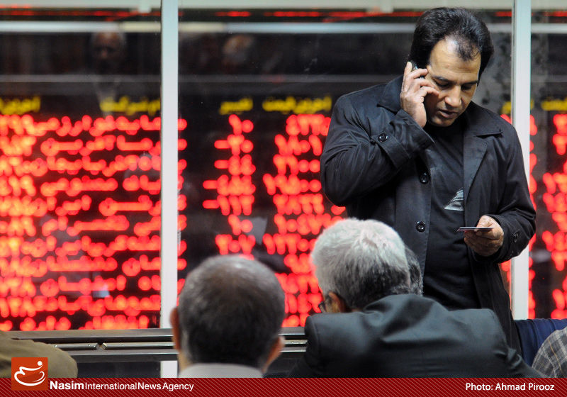 شرکت های پالایشی در بازار سرمایه همچنان تک روی می کنند