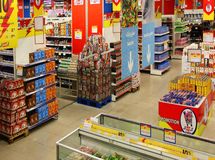 نگرانی رئیس اتحادیه سوپرمارکت‌داران از آمدن فروشگاه کره‌ای به ایران