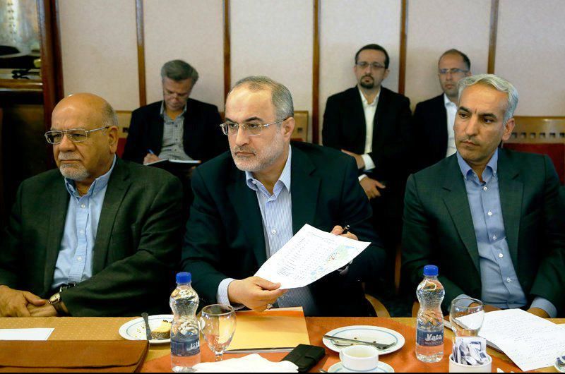 ایران آذربایجان را بر شرکت های ایتالیایی، روسی و چینی ترجیح داد/ مشارکت 50 درصدی ایران و آذربایجان در ساخت راه آهن رشت- آستارا