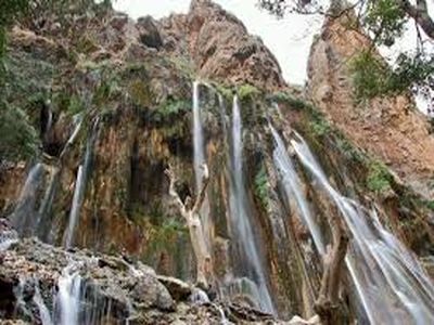 دستگاه‌های اجرایی برای احداث دهکده گردشگری زمین می خرند / زمین‌های مرغوب کشاورزی به شدت محافظت  می شوند